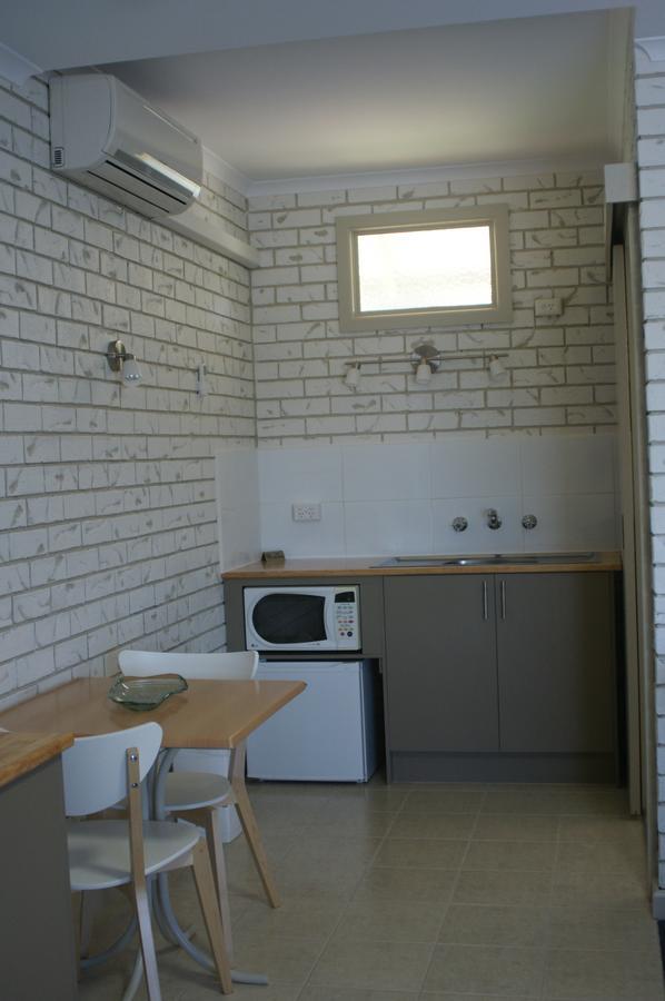 Culcairn Motor Inn 외부 사진