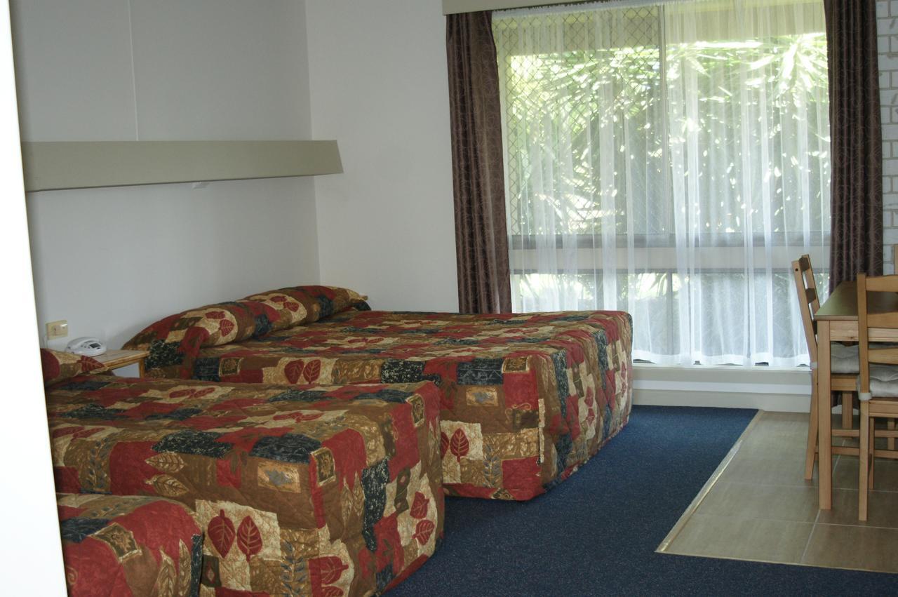 Culcairn Motor Inn 외부 사진
