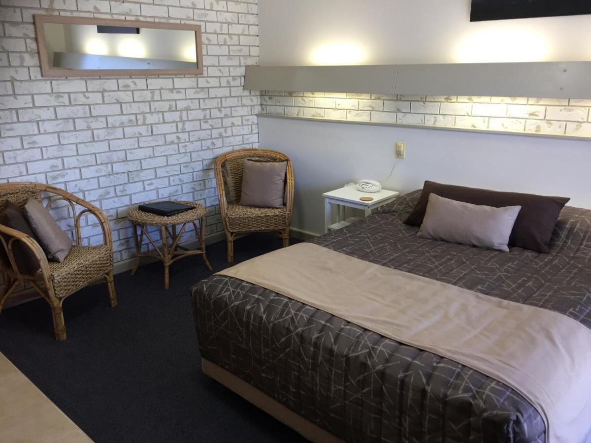 Culcairn Motor Inn 외부 사진